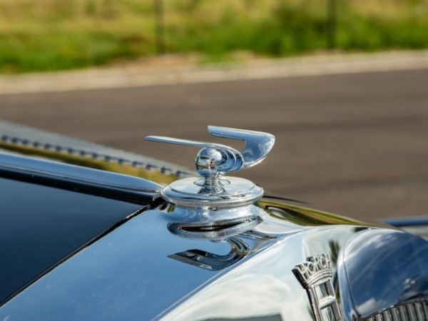 Единственный сохранившийся довоенный родстер Horch 855 1939 года