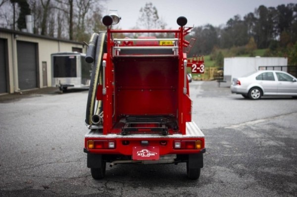 Маленький пожарный грузовик Honda Acty 1995 года