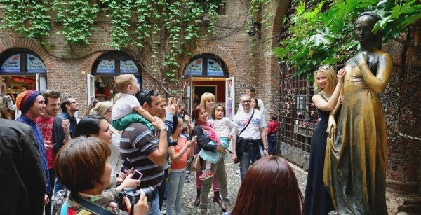 То, да не то: самые известные фейковые достопримечательности То, да не то: самые известные фейковые достопримечательности