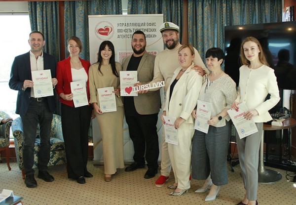 «Турсливки» организовали круиз для турбизнеса по Ладожскому озеру