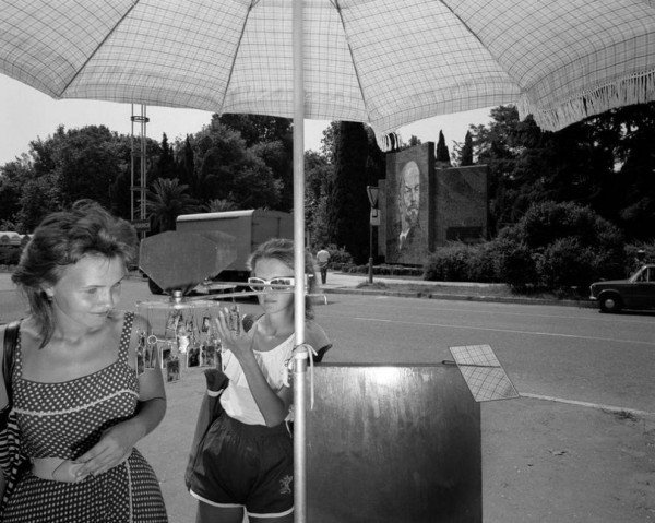 Сочи — российская ривьера 1988 года в фотографиях Карла де Кейзера Сочи — российская ривьера 1988 года в фотографиях Карла де Кейзера