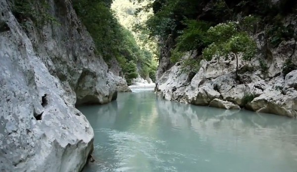 10 мест, в которых можно увидеть тень потустороннего мира