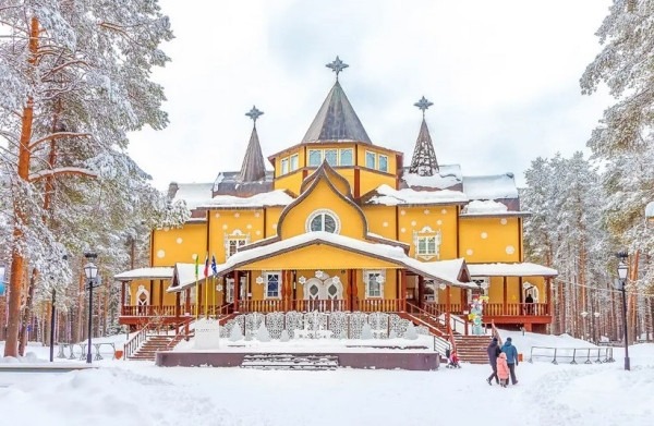 Где искать настоящую зиму? 5 самых красивых деревень России, занесенных снегом