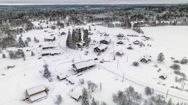 Где искать настоящую зиму? 5 самых красивых деревень России, занесенных снегом