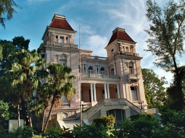 Кругосветный праздник, или Как встретить Новый год 26 раз Кругосветный праздник, или Как встретить Новый год 26 раз