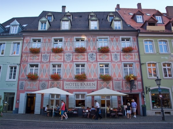 Самые древние отели, которые до сих пор принимают гостей