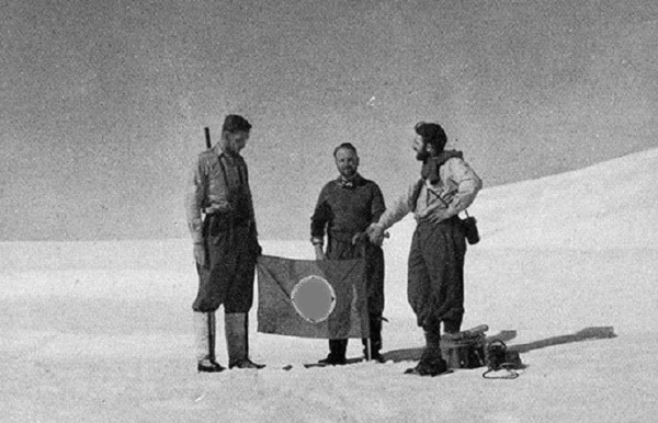 Загадка Новой Швабии: зачем нацисты отправили экспедицию в далекую Антарктиду Загадка Новой Швабии: зачем нацисты отправили экспедицию в далекую Антарктиду